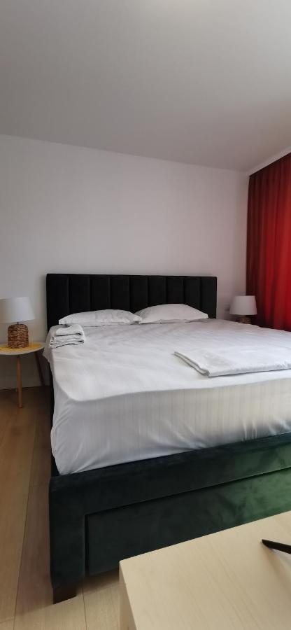 Hotel Hypnotique Năvodari Esterno foto