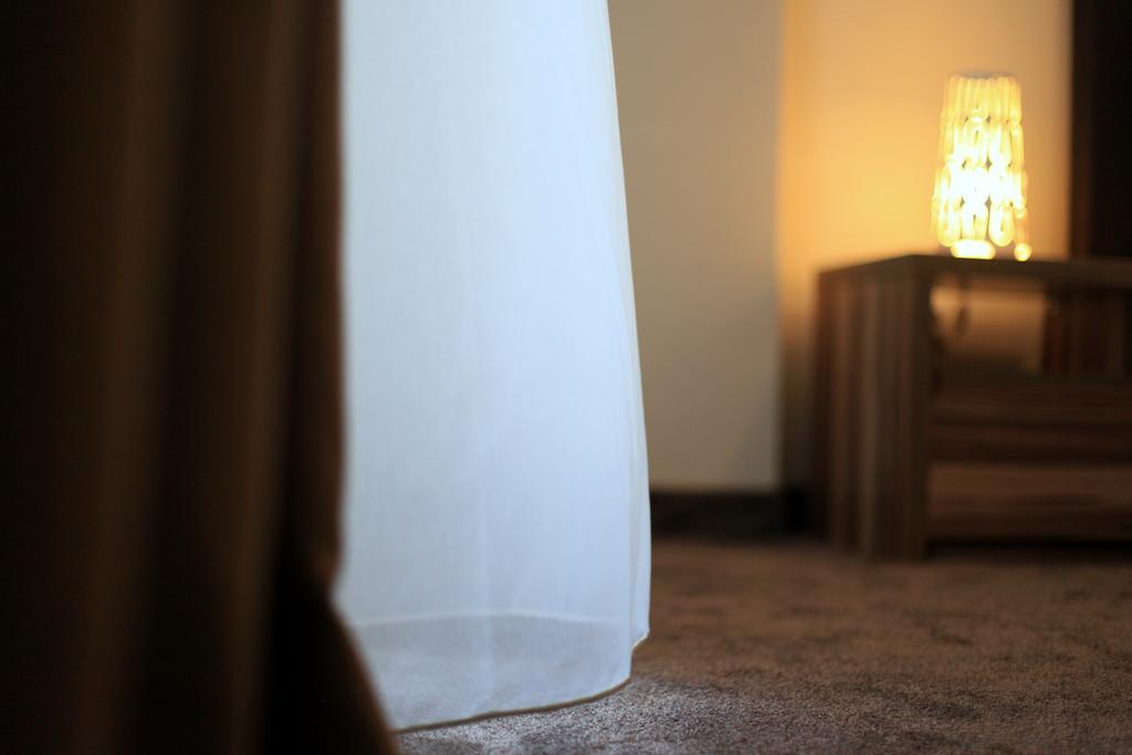 Hotel Hypnotique Năvodari Esterno foto